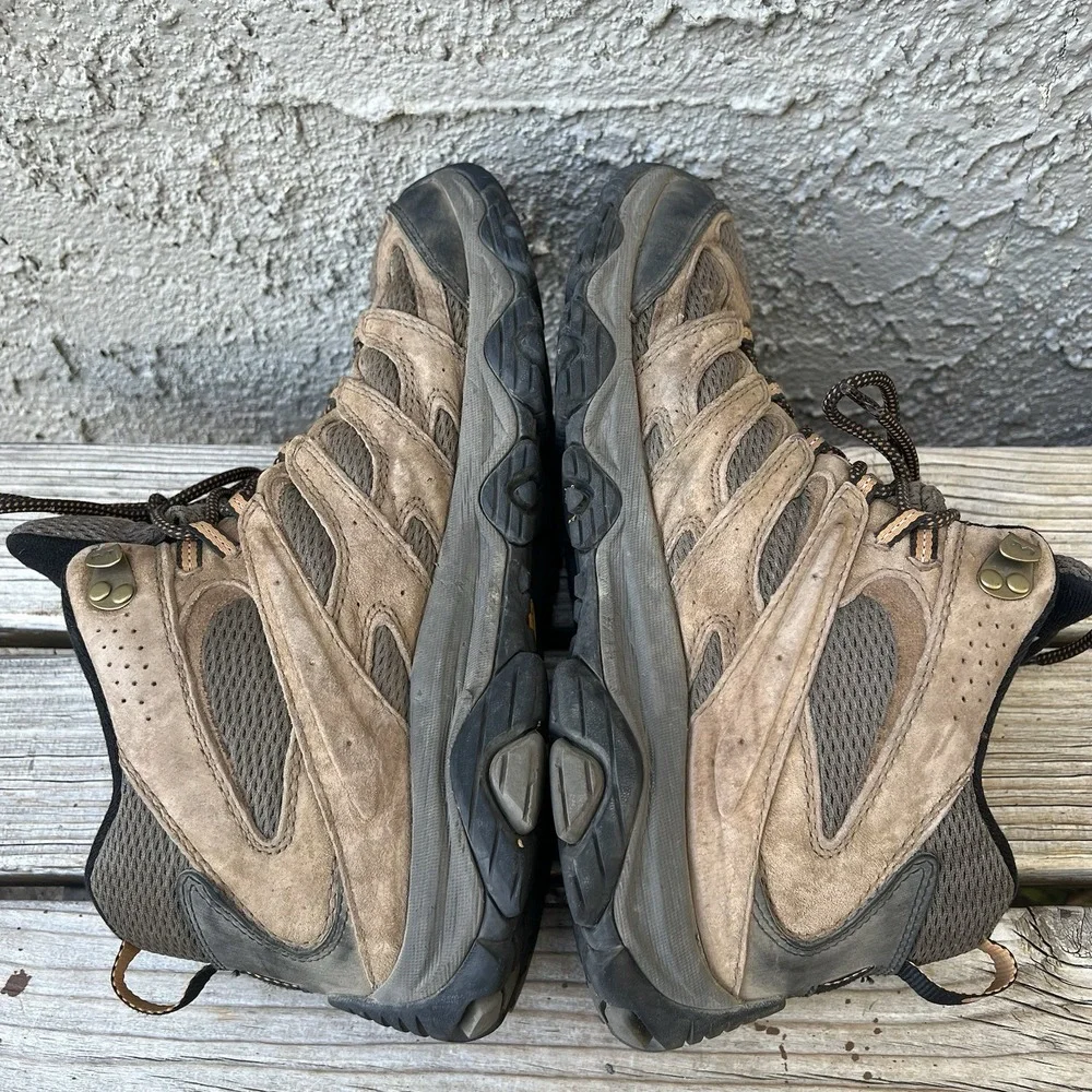 Merrell Boots Men Size 11.5 Moab 3 Hiking Mid Brown Waterproof Vibram Trail Shoe